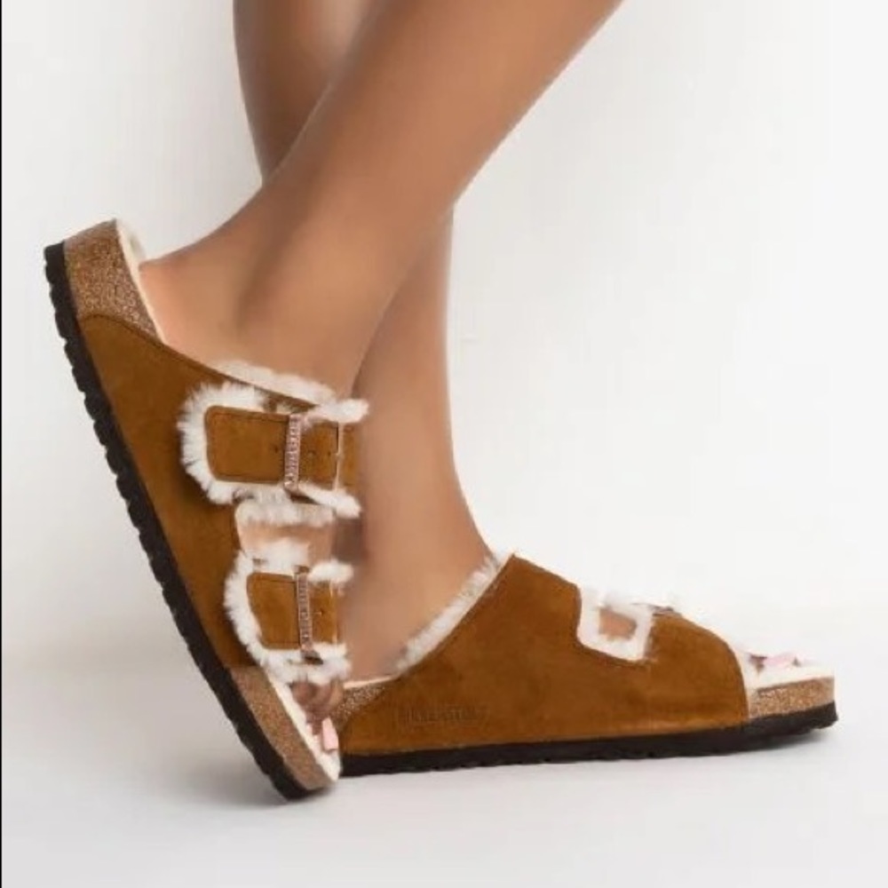 NWT Birkenstock Arizona Shearling Suede Leather Size 9 Mink Suede.